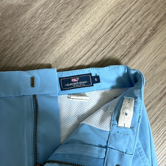 Vineyard Vines Boys’ Performance Shorts size 6 - Picture 4 of 6